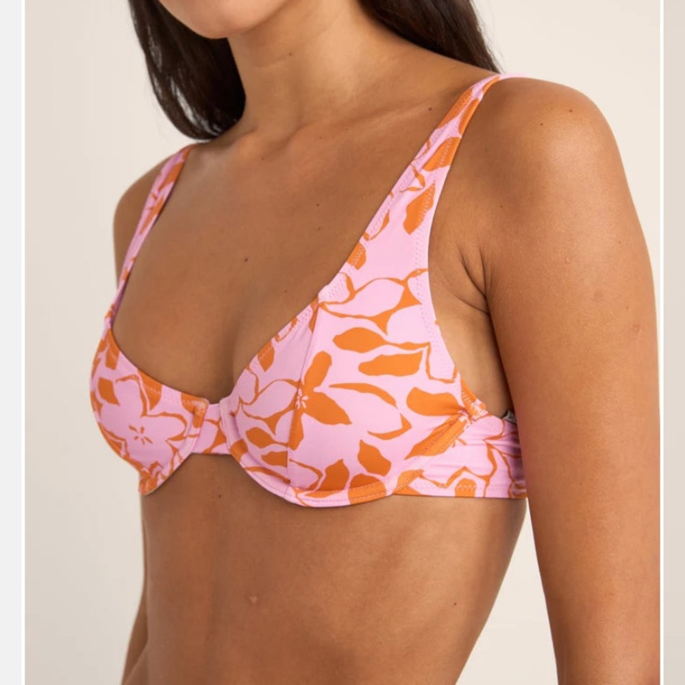 NWT!! Rhythm Bora Bora underwire Pink and Orange Floral Bikini Top